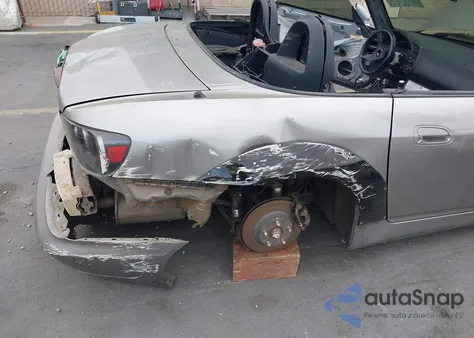 2005 Honda S2000 from USA, damaged, VIN JHMAP21405S008638